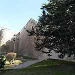 La Muralla Parking Gratis Burgo
