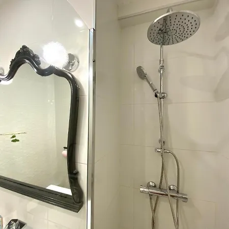 La Muralla Parking Gratis