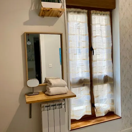 Apartament La Muralla Parking Gratis