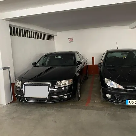 La Muralla Parking Gratis Apartman *