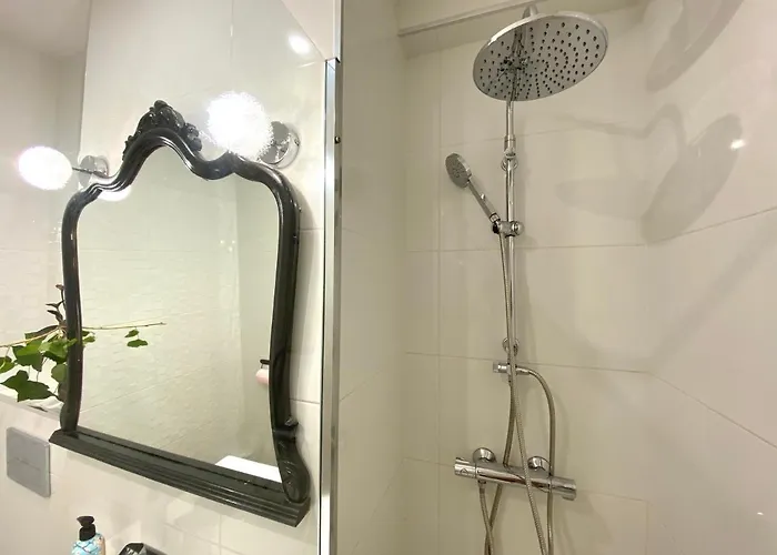 La Muralla Parking Gratis