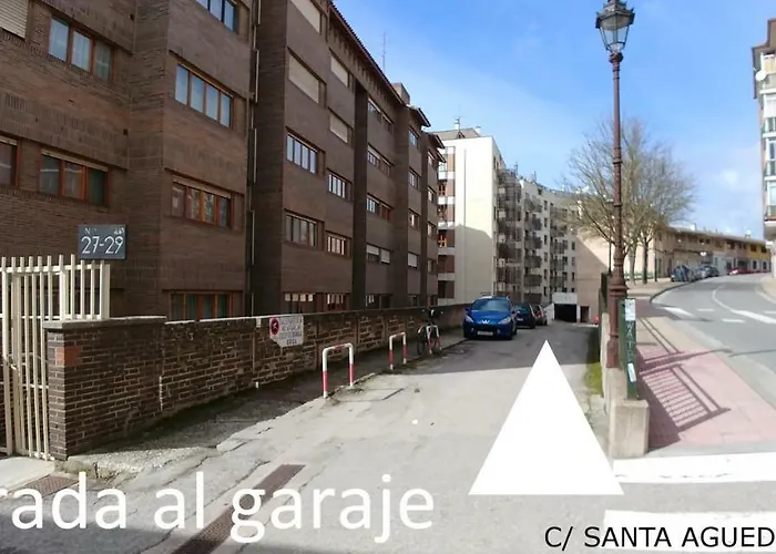 La Muralla Parking Gratis Burgo